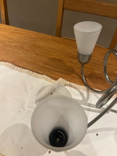 centre ceiling light