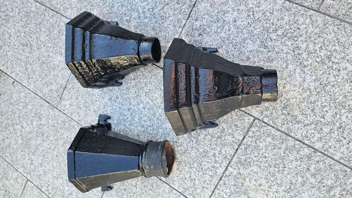 Cast Iron hoppers
