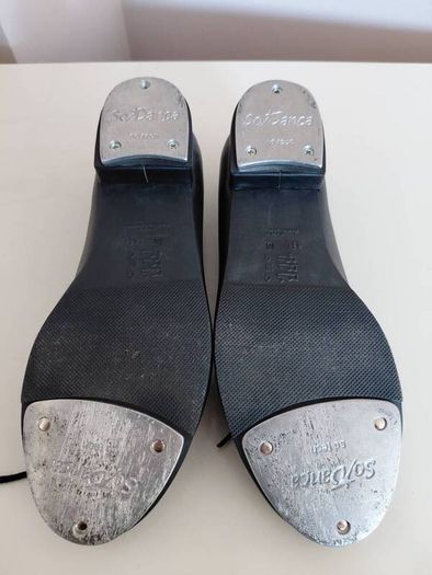 Tap shoes