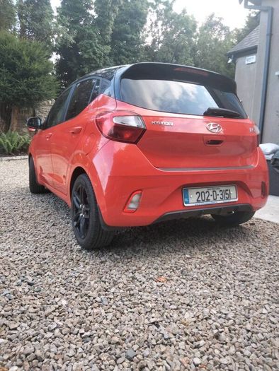 Hyundai i10 Deluxe Plus TwoTone