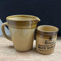 Vantage T G Green jug and small pot