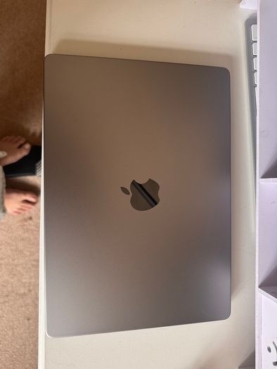 Macbook Pro 14" (2021) Apple M1 Pro 16gb Ram 512gb Ssd