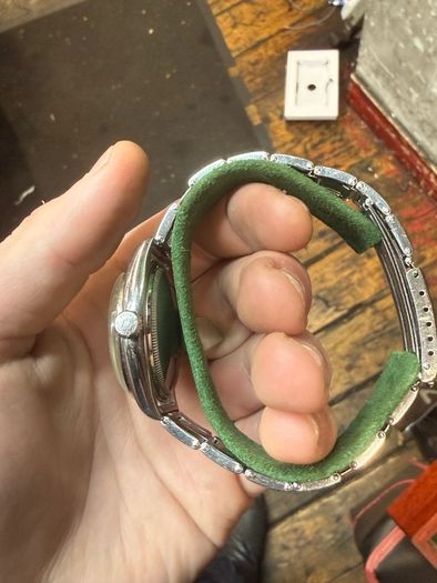 Rolex oyster 6085?