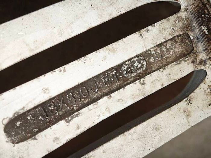 Audi R18 Rs6 "peeler"alloy