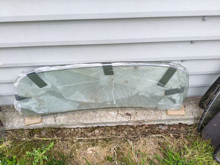 VW Beetle windscreen