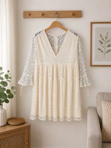dress Bnwt cream lace mini dress grace & mila size small 10