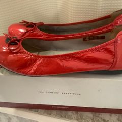 Red Sabrinas  Pumps