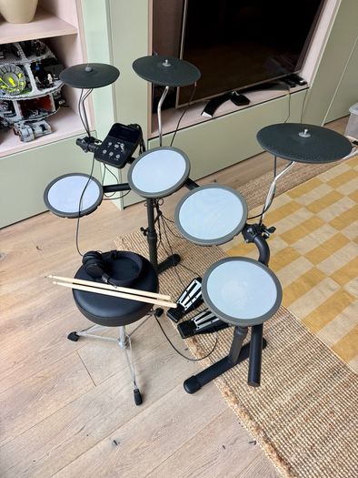 VISIONDRUM Electronic Drum Kit with Stool and Headphones
