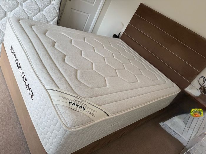 Natures Solace King Mattress Only 4 Months Old