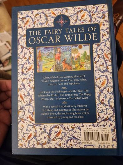 THE FAIRY TALES OF OSCAR WILDE. ILLUSTRATED BY ISABELLA BRENT. Beautiful illustrated large volume hardback in very good condition.