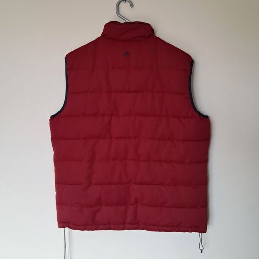 Craghoppers sleeveless jacket Size large 29" long zip pockets In like new condition