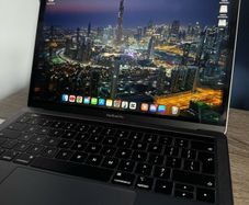 Apple MacBook Pro 13.3 - Touch Bar 8gb Space grey