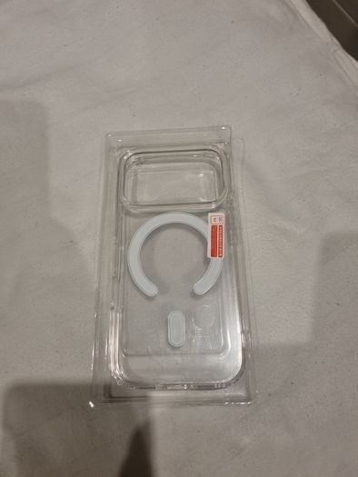 I phone 17 pro magnetic case