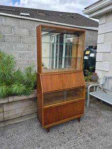 Mid -Century Display Cabinet