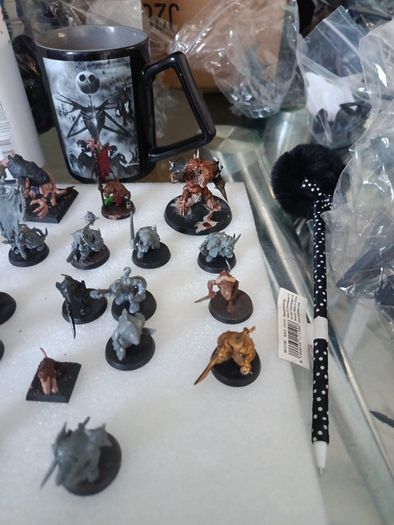warhammer miniatures