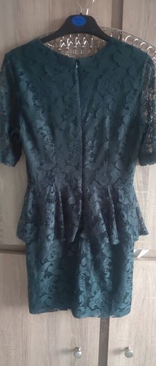 Vero moda lace green esmerald dress size 36 Vero moda lace green esmerald dress size 36