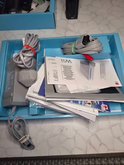 wii boxed  sealed 2 games