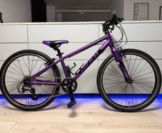 Giant ARX Junior Bike 24 inch (Like NEW)
