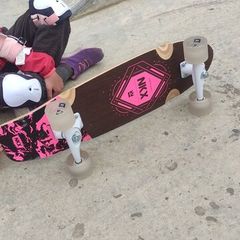 Skateboard (surfskate)