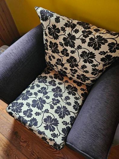 2 Armchairs