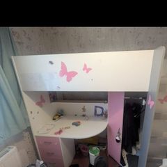 bunk bed