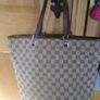 Authentic  Gucci Tote Bag Image 8