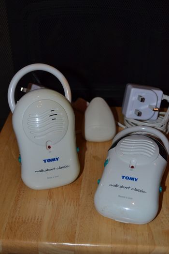 Baby control TOMY