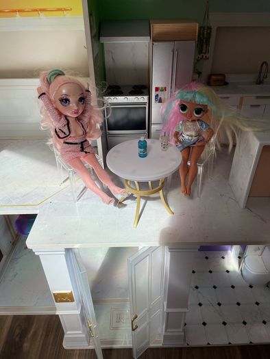 Rainbow High Doll's House