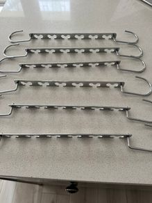 Space Saving Cascading Hangers - Chrome, Set of 6 (New)