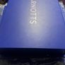 arnotts gift box size 35/26/8 cm Image 2
