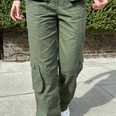 Brandy Melville Kim cargo pants