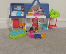 Fisher Price Little People house