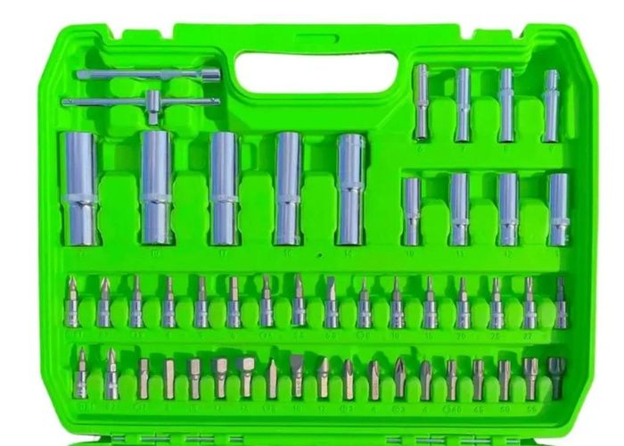 108 Piece 1/4 & 1/2 Drive Socket, Ratchet & Bit Set