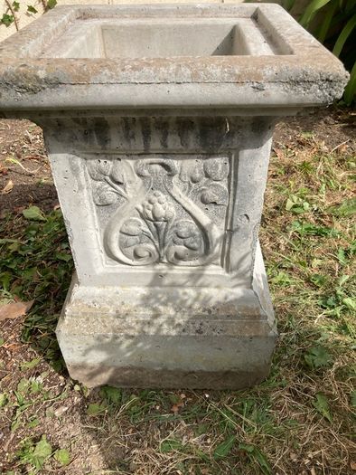 Vintage Cast Stone Classical Garden Urn & Decorative Plinth Set