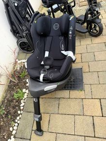 Cybex Rotating Baby Car Seat & Base