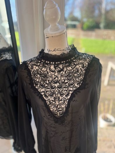 Michaela Louisa Blouse