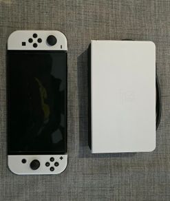 Nintendo Switch OLED + Accessories