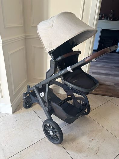 Uppababy Vista V2 in Liam colour
