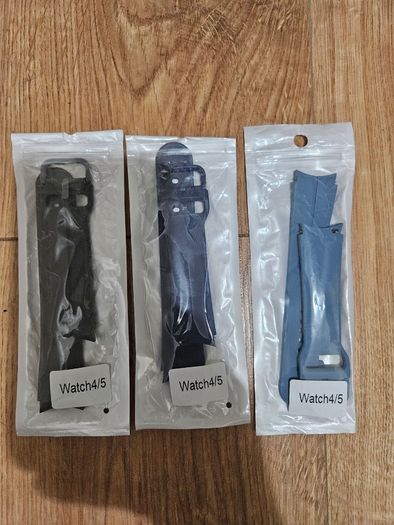 Galaxy watch 4/5 strap x 3,brand new