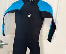 wet suit