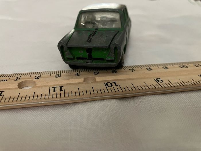 Spot On. 1:42 model. Morris 1100, restoration