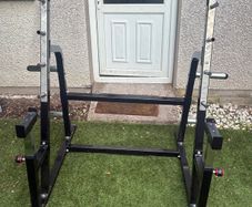 Squat rack