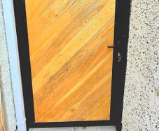 gate