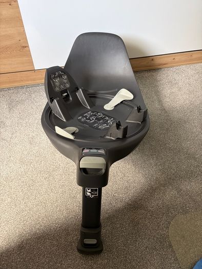 Cybex Cloud T I Size Car Seat & Base Bundle