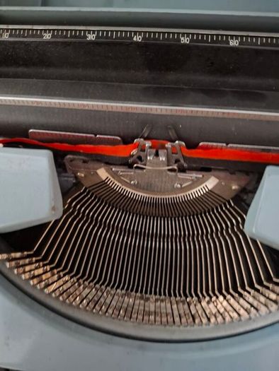 old type  writer