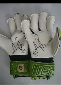 Signed Andriy Lunin Gloves