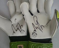 Signed Andriy Lunin Gloves