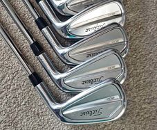 Titleist T200 (2023) 5-PW
