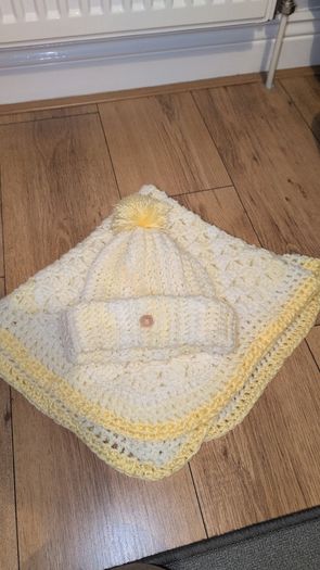 Handmade Lemon Blanket and Hat.