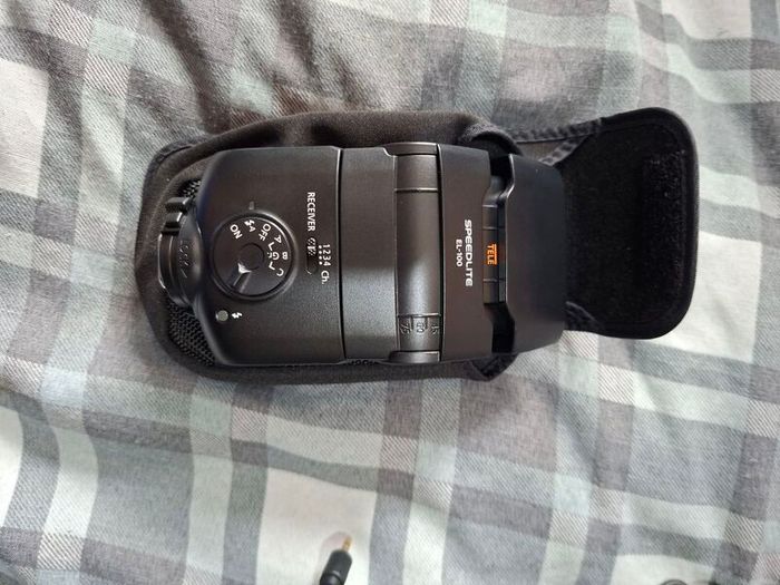 cannon eos 2000D complete package